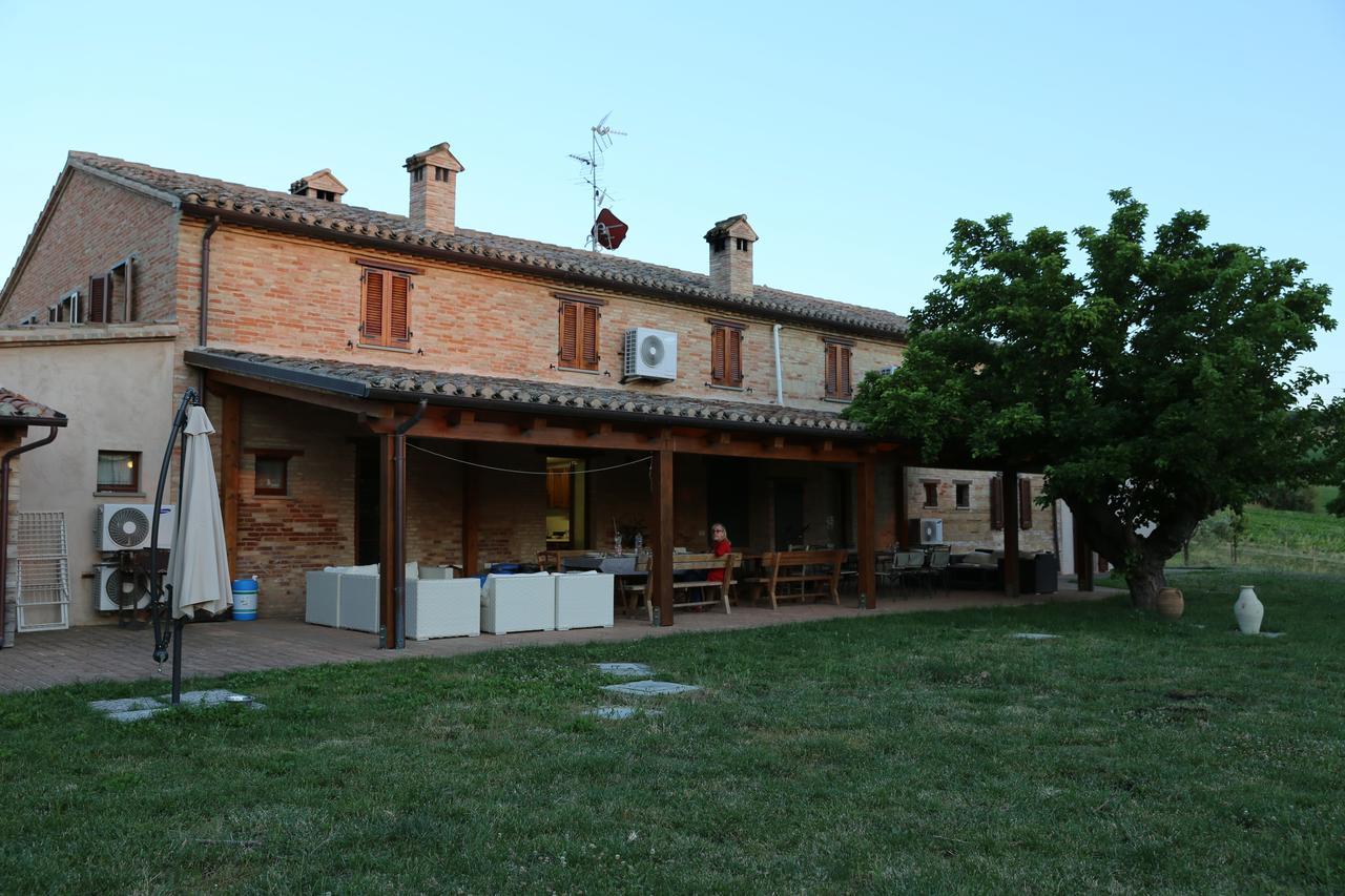 Casale Talevi Villa Cartoceto Buitenkant foto