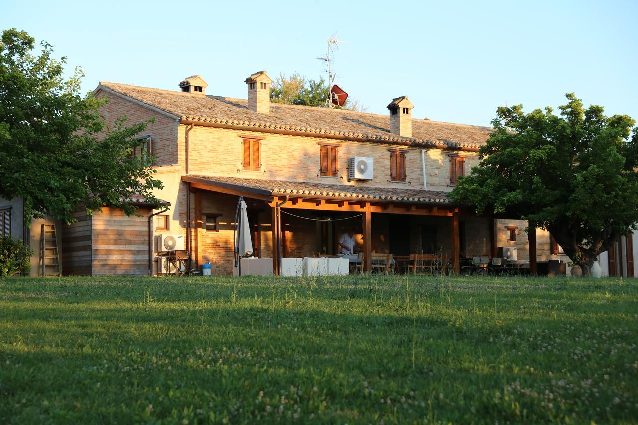 Casale Talevi Villa Cartoceto Buitenkant foto